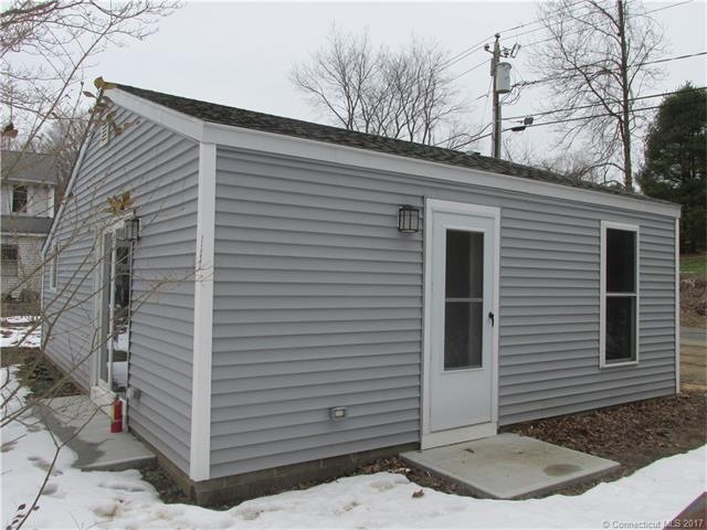 47A Quassuk Rd, Woodbury, CT 06798 - photo 1