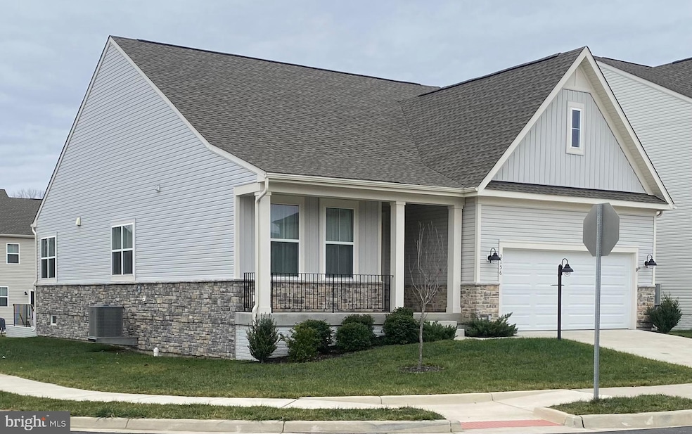 2156 Berwick Dr, Jeffersonton, VA 22724 - photo 1