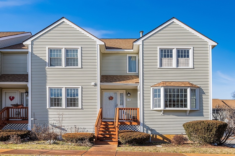 176 Patrick Rd unit 176, Tewksbury, MA 01876 - photo 1