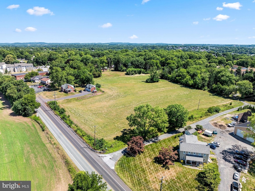 3815 Schuylkill Rd, Spring City, PA 19475 - photo 1