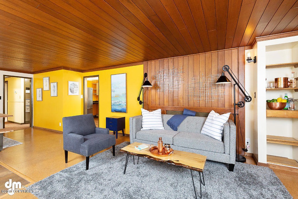 Living Room 20190605-DW-45229-SMALL