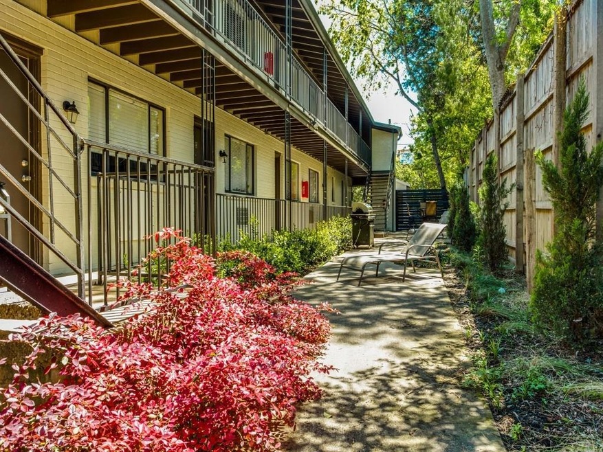 5722 Gaston Ave unit E, Dallas, TX 75214 - photo 1