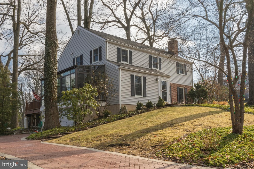 555 Berwyn Baptist Rd, Devon, PA 19333 - photo 1