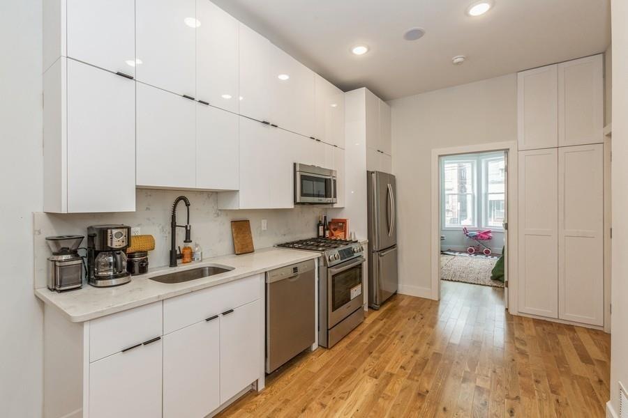 103 Ferry St unit 1R, Jersey City, NJ 07307 - photo 1