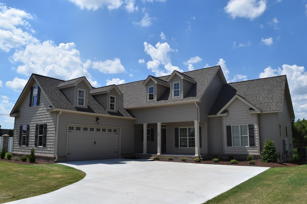 509 Cedar Ridge Dr, Winterville, NC 28590 - photo 1