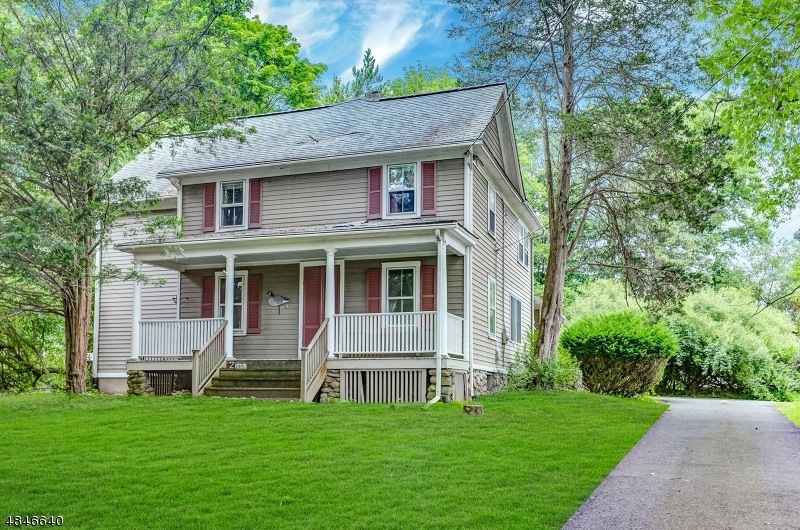 249 E Crescent Ave, Mahwah, NJ 07430 - photo 1