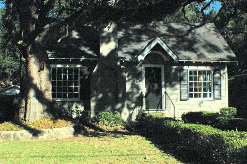 105 Mohawk St, Mobile, AL 36606 - photo 1