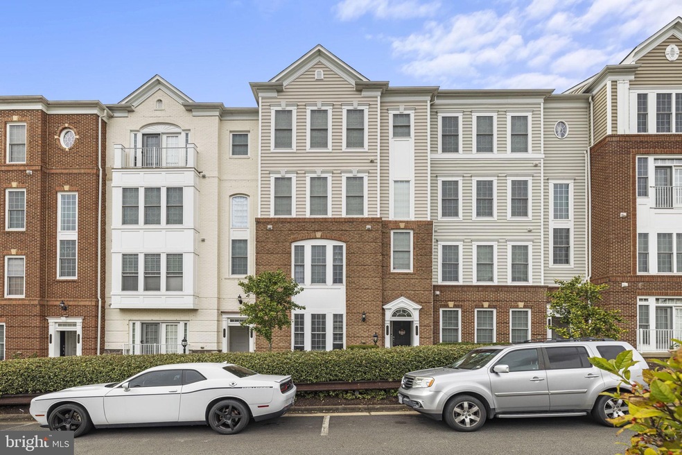 2221 Oberlin Dr unit 332A, Woodbridge, VA 22191 - photo 1