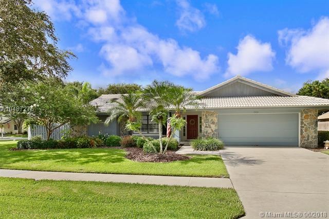 1/4 Acre Corner Lot in Highly Desirable Maplewood