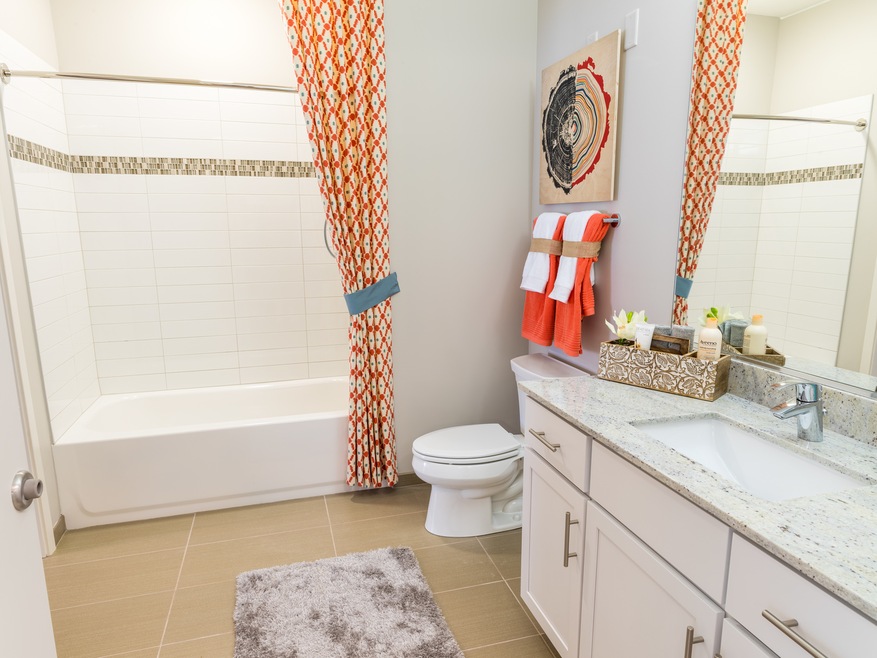 255 N Addison Ave unit 626, Elmhurst, IL 60126 - photo 1