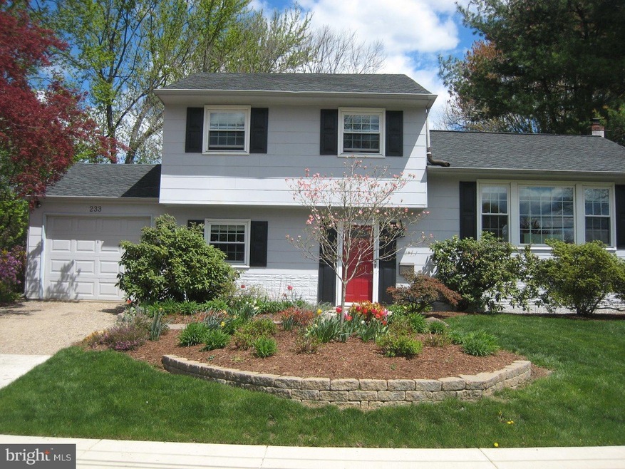 233 Midway Dr, Morrisville, PA 19067 - photo 1