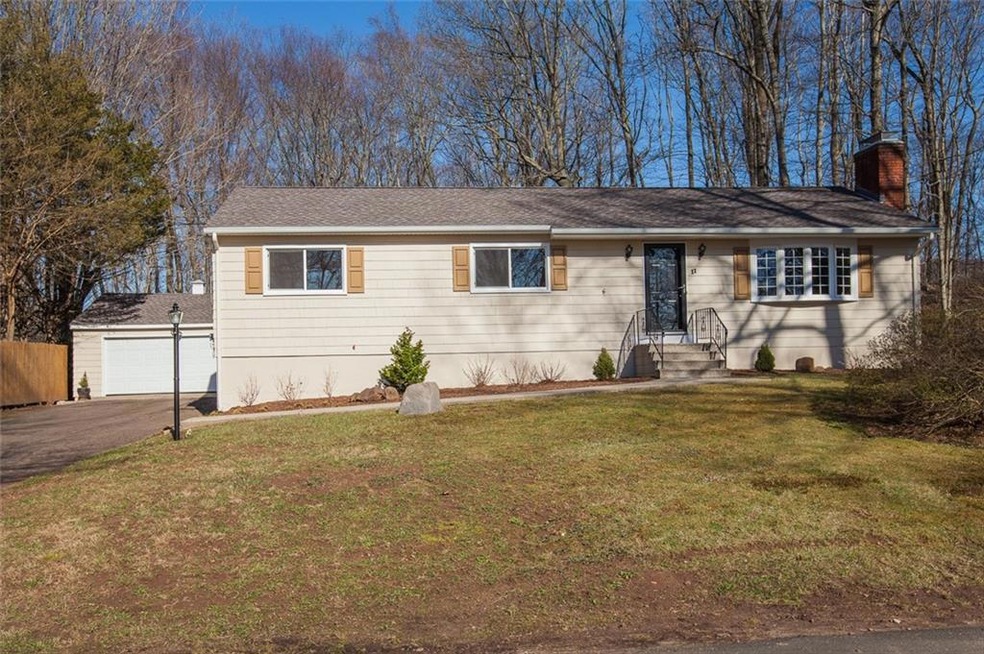 11 Northeast Dr, New Haven, CT 06511 - photo 1