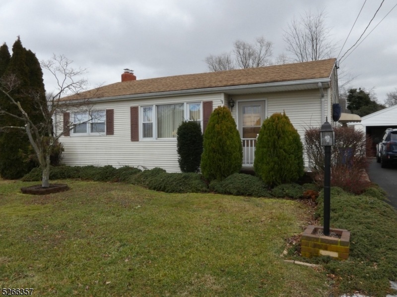 913 Newark Ave, Manville, NJ 08835 - photo 1