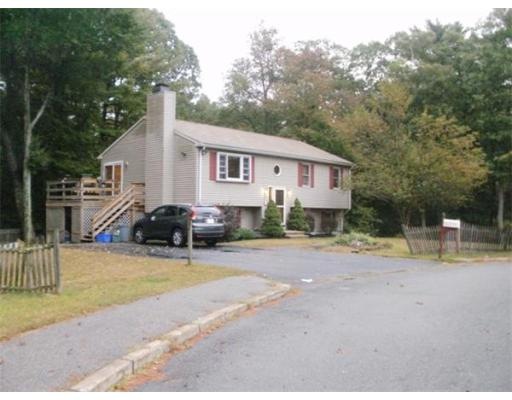 4 Domigan Dr, Rockland, MA 02370 - photo 1