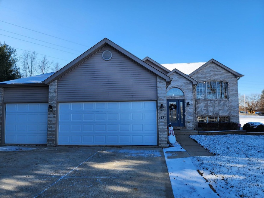 8137 E 96th Ct, Crown Point, IN 46307 - photo 1