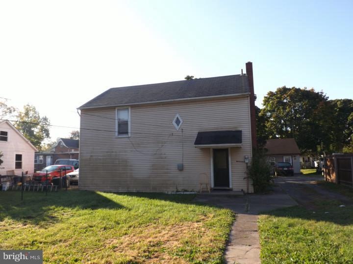 224 E Broad St unit 5, Quakertown, PA 18951 - photo 1