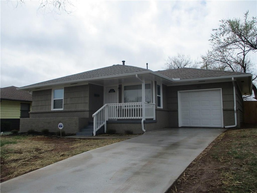 1612 NE 39th St, Oklahoma City, OK 73111 - photo 1