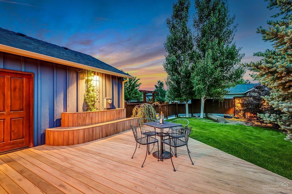 3000 NE Yellow Ribbon Dr, Bend, OR 97701 - photo 1