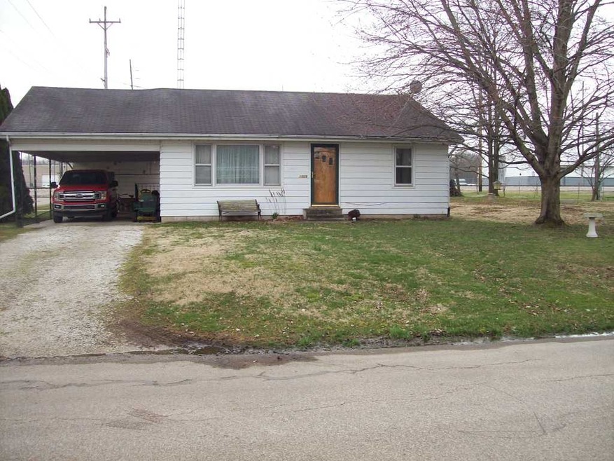 1089 SE B St, Linton, IN 47441 - photo 1