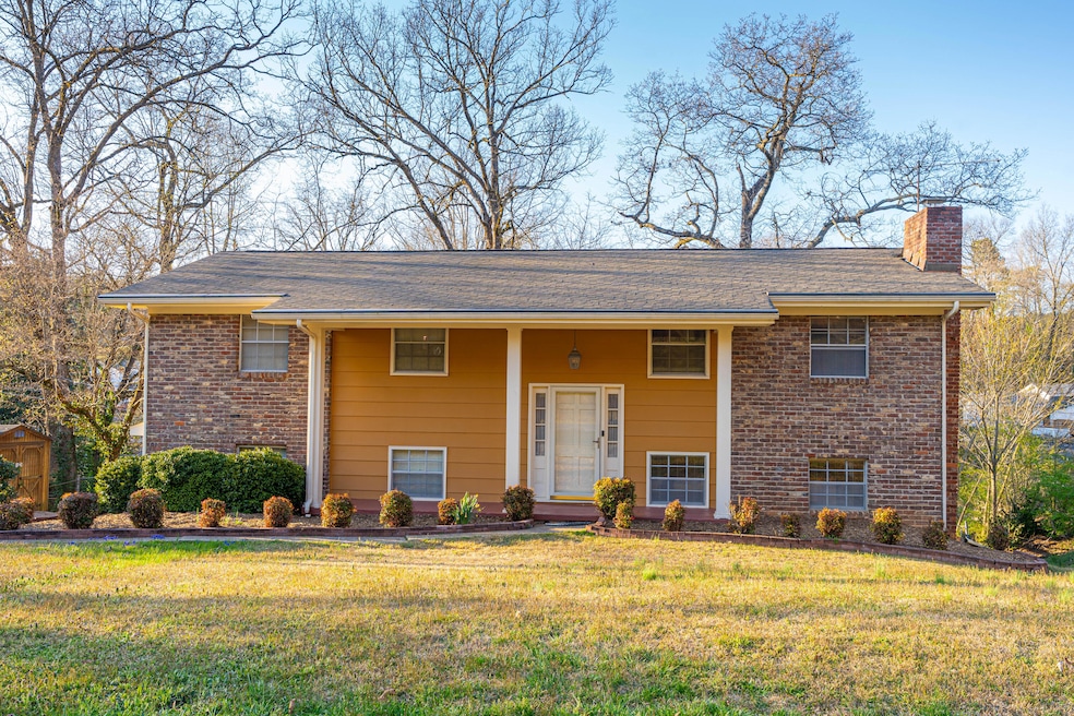 Sold $300,000 • Co-Listing Agent