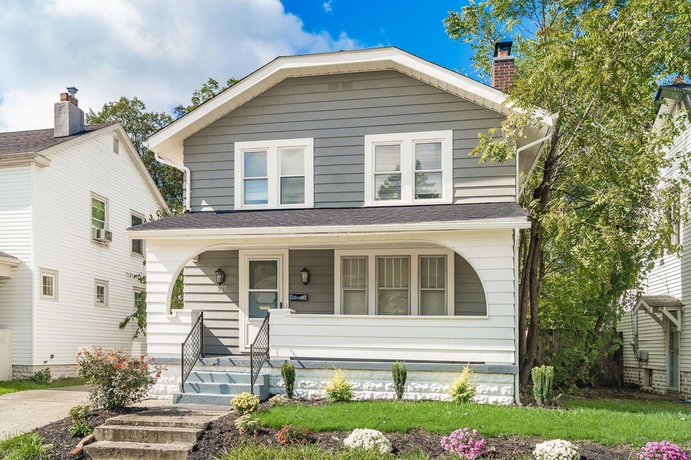 002_Ave Columbus OH 43223 USA