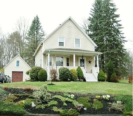 104 Quinapoxet St, Jefferson, MA 01522 - photo 1