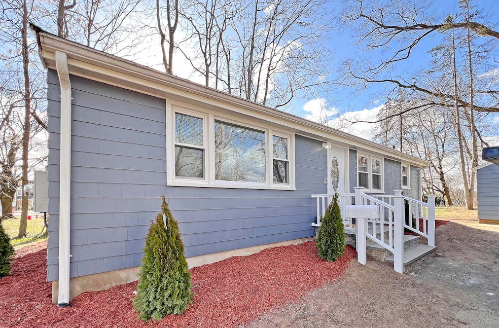 15 Rood Ave, Windsor, CT 06095 - photo 1