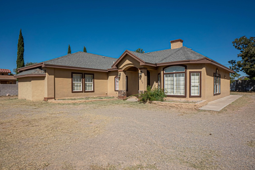 11520 Valle Palos Verdes Dr, El Paso, TX 79927 - photo 1