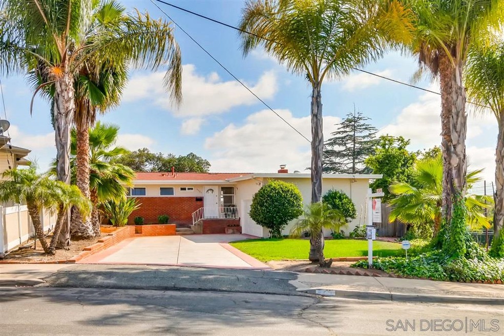 Corner lot with high elevation allows multiple vie