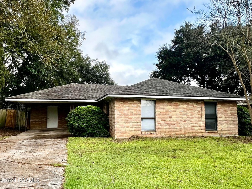 Charming 3-Bedroom Home in Carencro