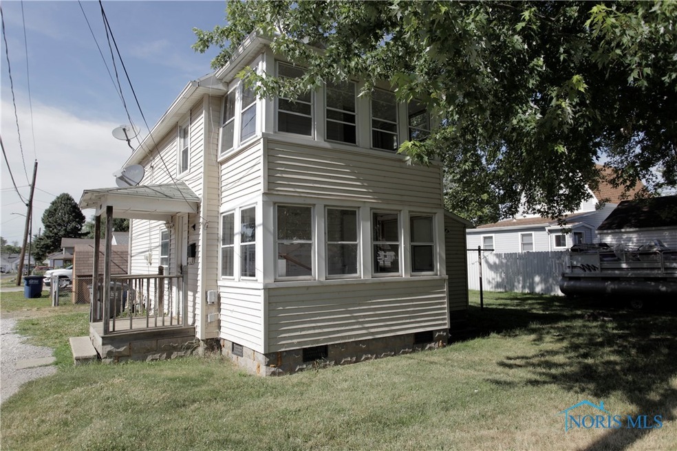 5304 308th St, Toledo, OH 43611 - photo 1
