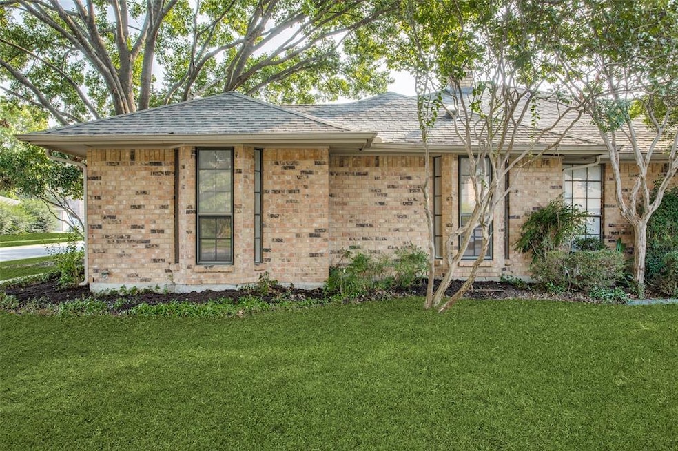 6586 Chicory Ct, Dallas, TX 75214 - photo 1