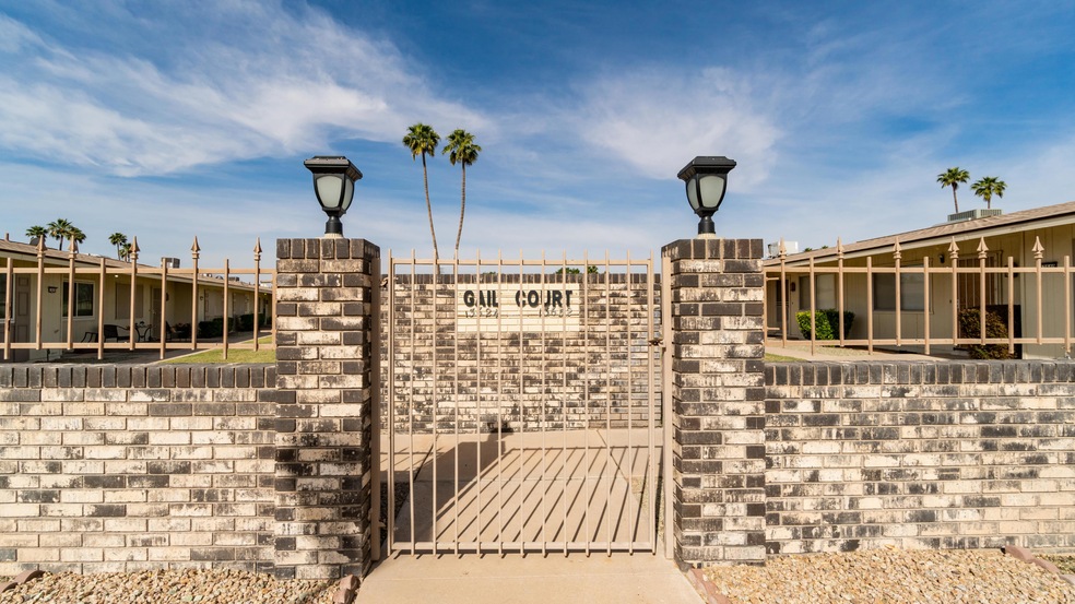 13646 N Silverbell Dr, Sun City, AZ 85351 - photo 1