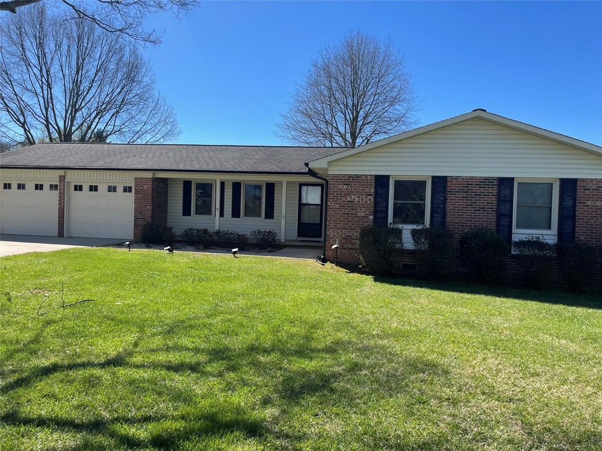 480 Mocksville Hwy, Statesville, NC 28625 - photo 1