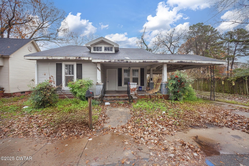 704 N 17th Ave, Humboldt, TN 38343 - photo 1