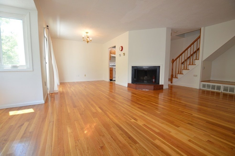 109 Centre St unit A, Brookline, MA 02446 - photo 1