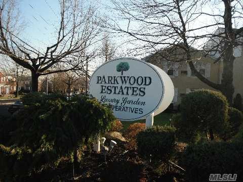 71-22 Little Neck Pkwy unit 1, Bellerose, NY 11426 - photo 1