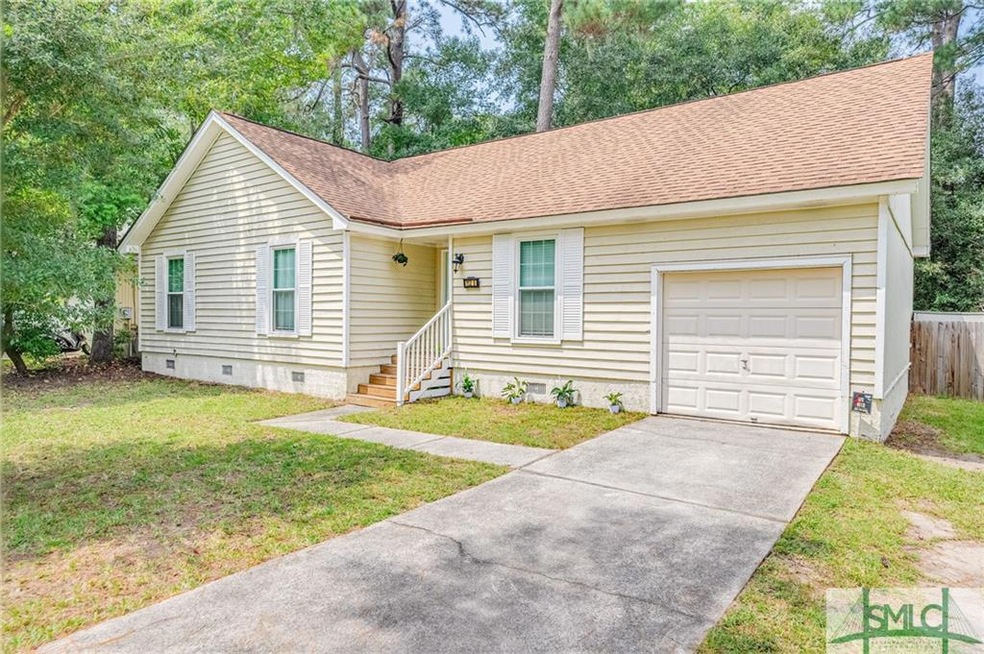 112 S Sheftall Cir, Savannah, GA 31410 - photo 1