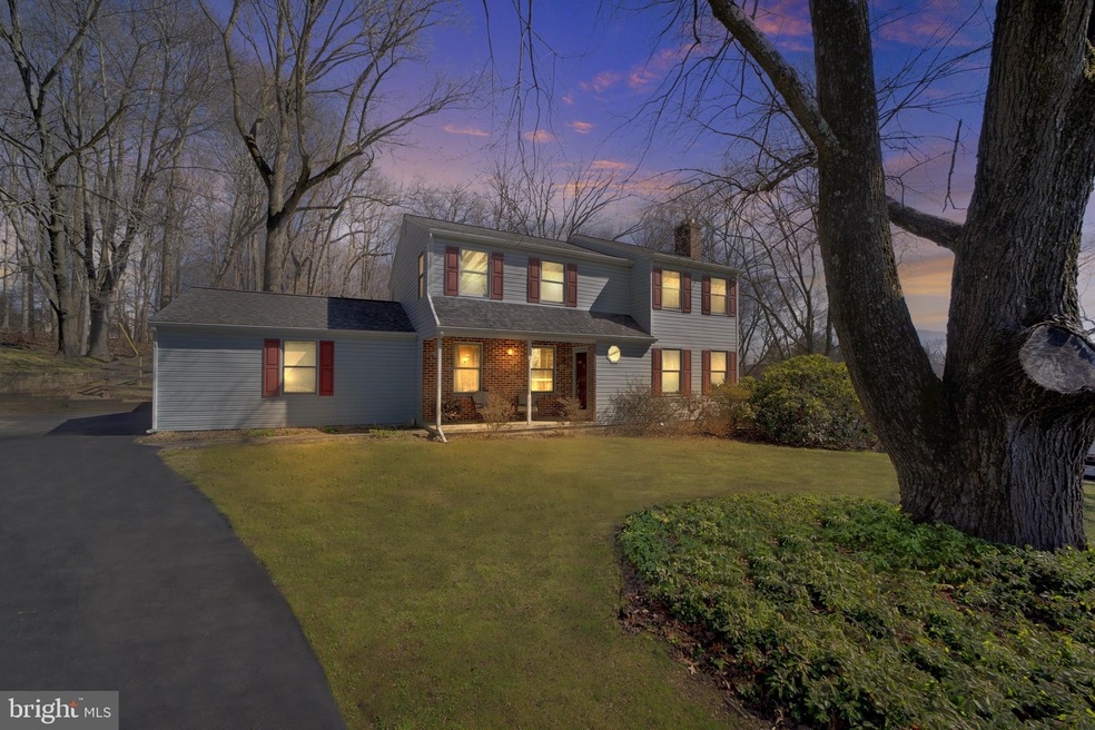 307 Oak Ln E, Exton, PA 19341 - photo 1