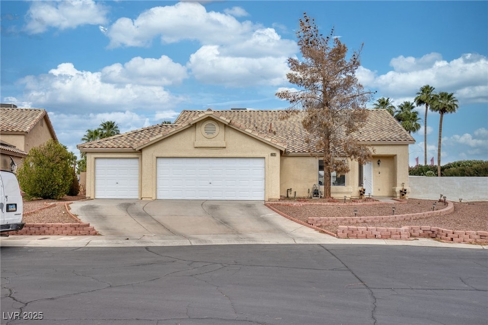 Plenty of parking with a spacious 3-car garage + e