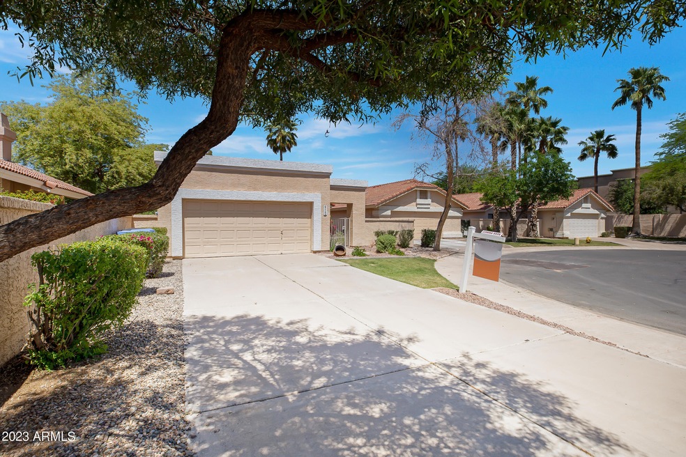 912 W Barbados Dr-2
