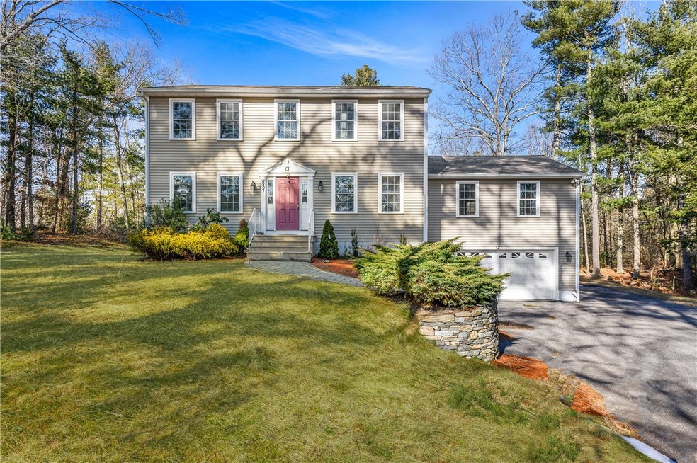 887 Putnam Pike, Chepachet, RI 02814 - photo 1