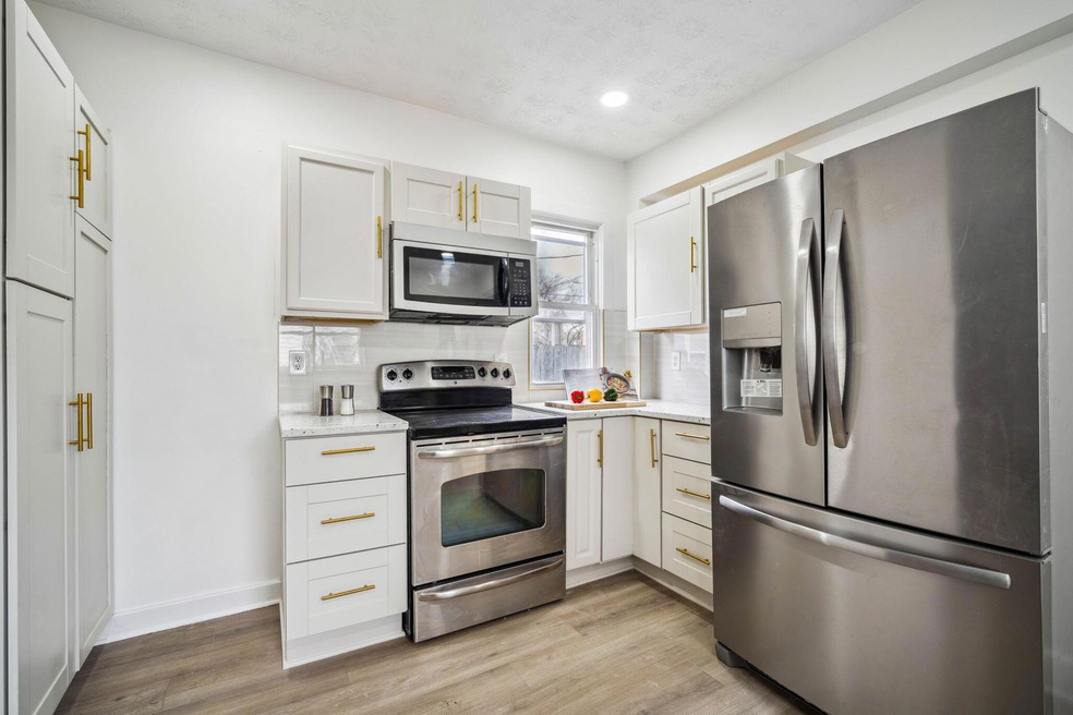 130 N Wayne Ave, Columbus, OH 43204 - photo 1