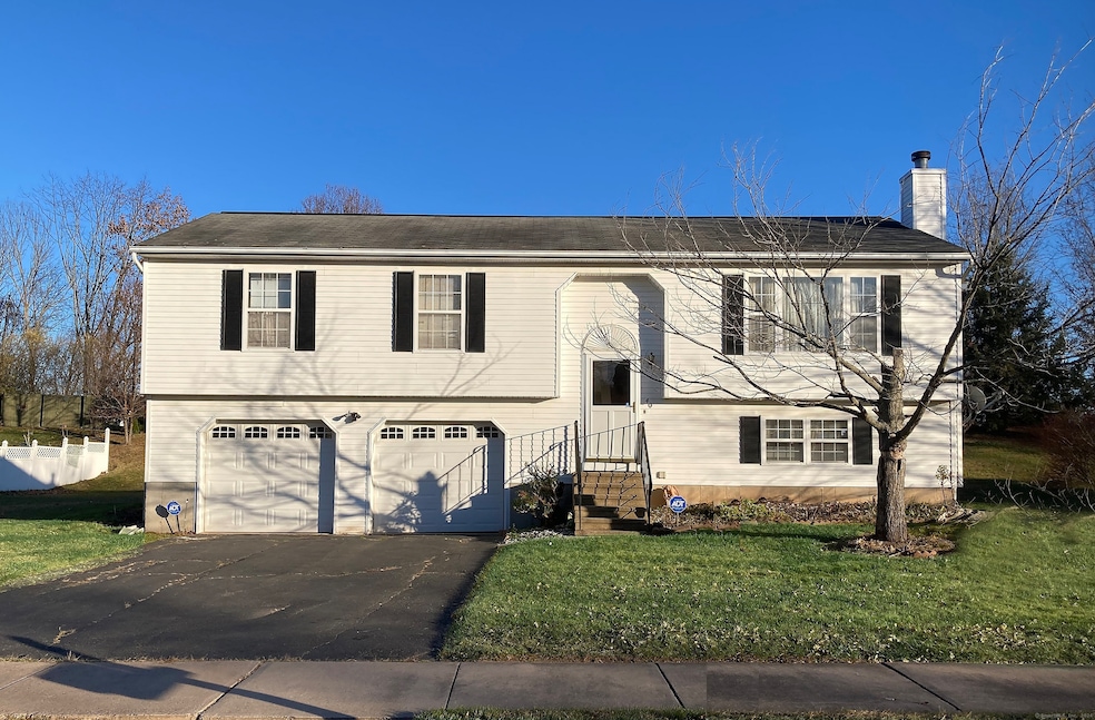 40 Brentwood Ln, Windsor, CT 06095 - photo 1