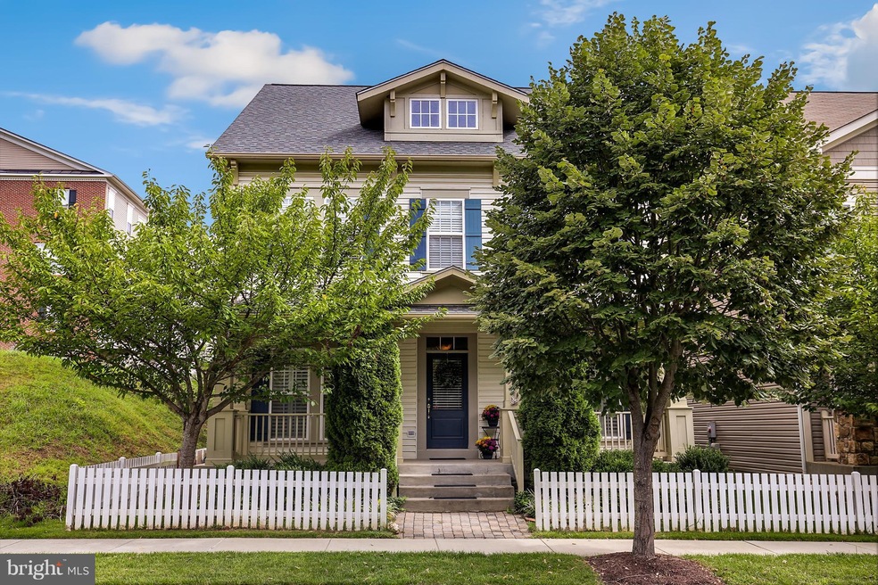 23859 Burdette Forest Rd, Clarksburg, MD 20871 - photo 1