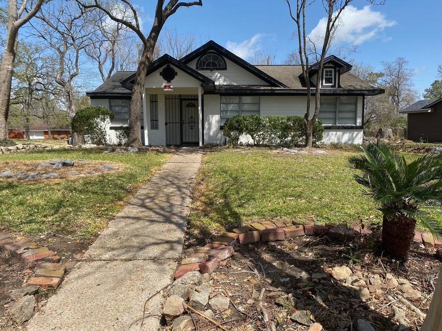 7203 Lakewood Dr, Houston, TX 77016 - photo 1