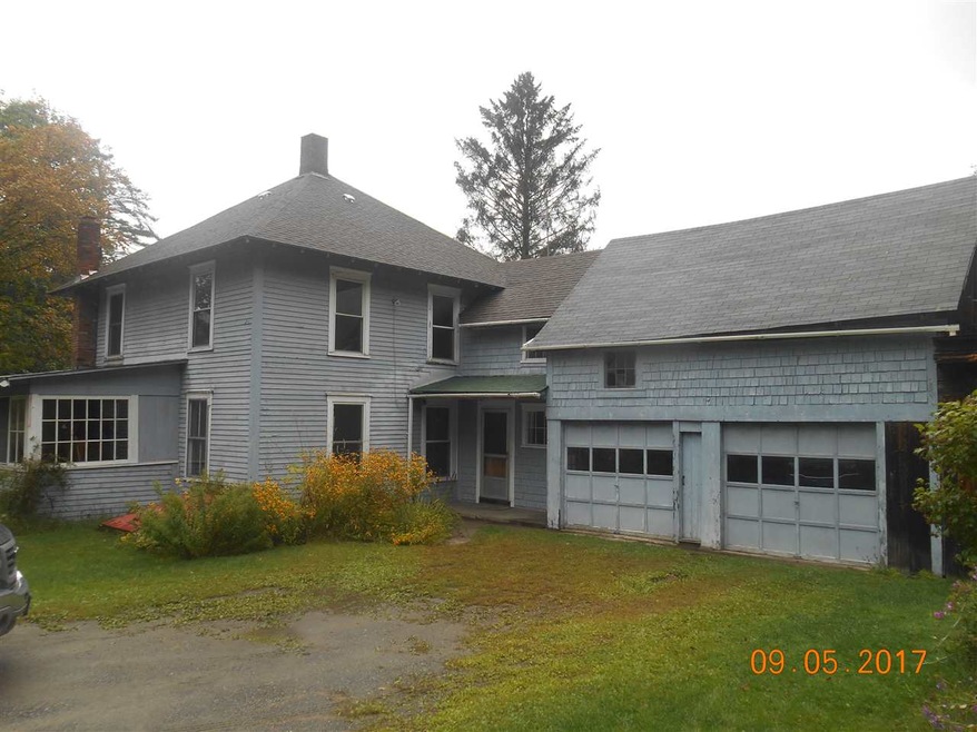 92 River Rd, Charlestown, NH 03603 - photo 1