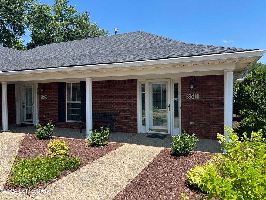 8511 Aspen Glen Way unit 8511, Louisville, KY 40228 - photo 1