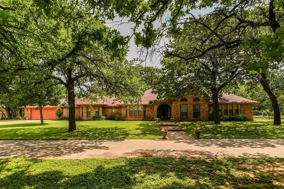 3211 N Chaparral Estates Ct, Granbury, TX 76049 - photo 1