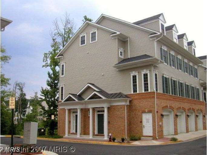 8929 Milford Haven Ct unit 29A, Lorton, VA 22079 - photo 1